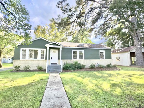 232 North St, Denham Springs, LA 70726