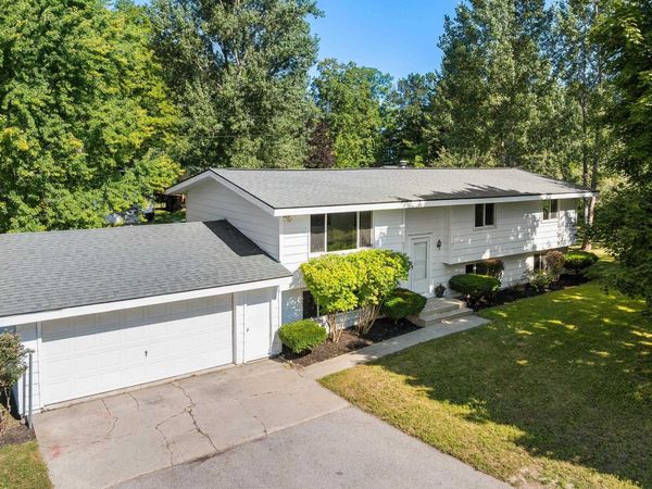 8877 US-31 N, Williamsburg, MI 49690