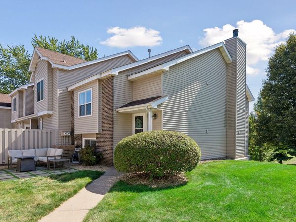 10237 Arrowwood Drive , Eden Prairie, MN 55347