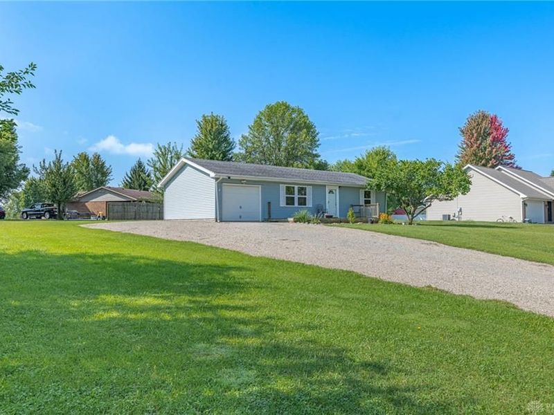 539 Skodborg Drive, Eaton, OH 45320 Photo 2