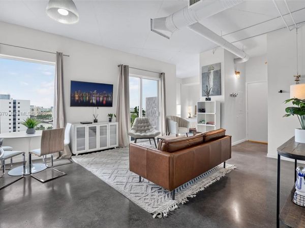 10 SW South River Dr, Unit 1105, Miami, FL 33130