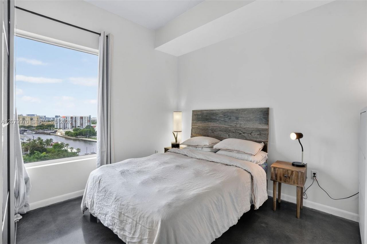 10 SW South River Dr, Unit 1105, Miami, FL 33130 Photo