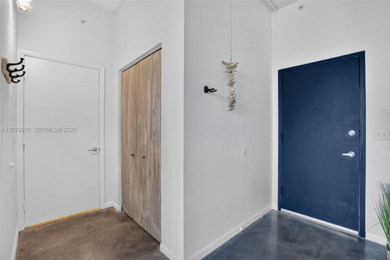 10 SW South River Dr, Unit 1105, Miami, FL 33130 Photo