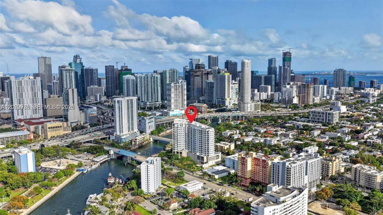 10 SW South River Dr, Unit 1105, Miami, FL 33130 Photo