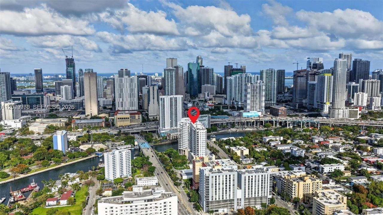 10 SW South River Dr , Unit 1105, Miami, FL 33130 Photo