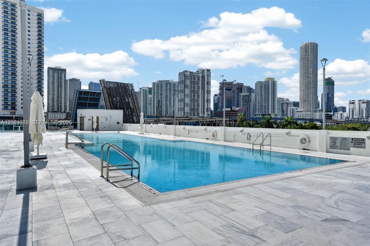 10 SW South River Dr , Unit 1105, Miami, FL 33130 Photo