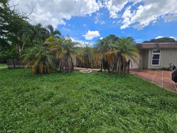 7912 NW 73rd Ave , Tamarac, FL 33321