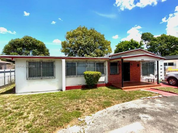 651 Jann Ave , Opa-Locka, FL 33054