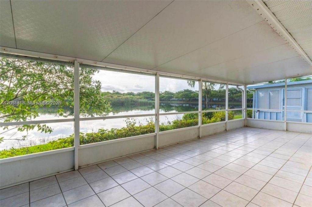 710 SE 22nd Ln, Homestead, FL 33033 Photo