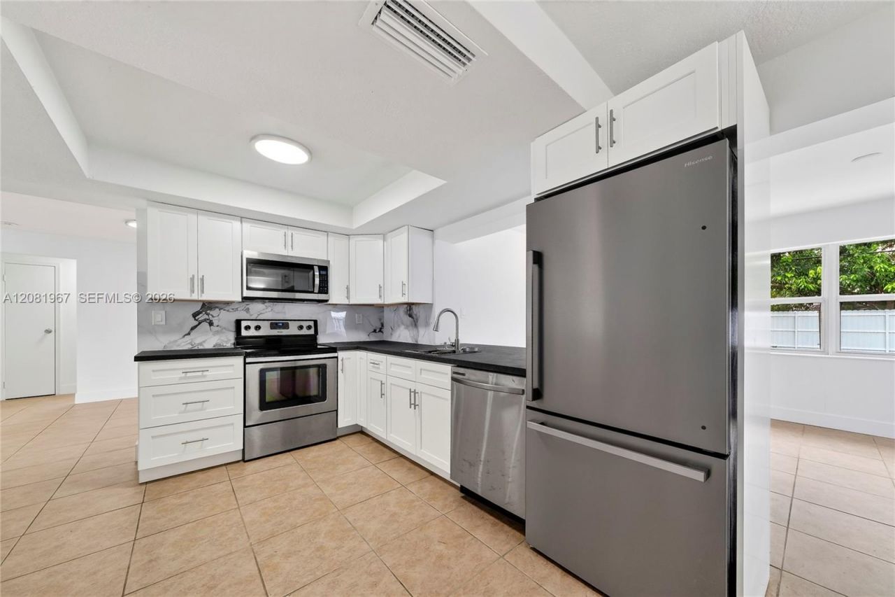 7490 NW 23rd St , Sunrise, FL 33313 Photo