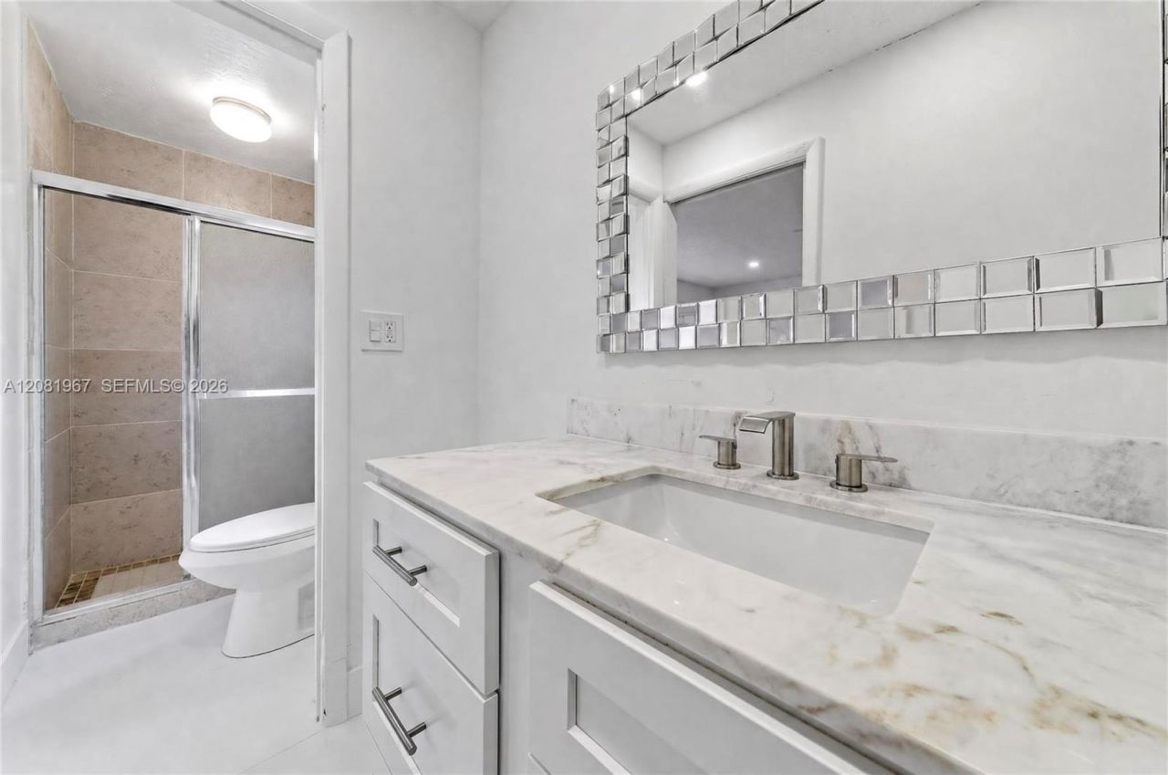 7490 NW 23rd St , Sunrise, FL 33313 Photo