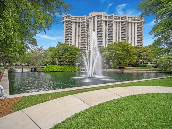 2000 Towerside Ter , Unit 408, Miami, FL 33138