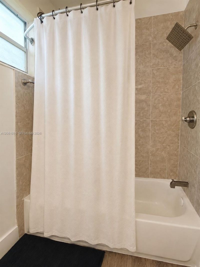 6950 NW 8th Ave , Unit 5, Miami, FL 33150 Photo
