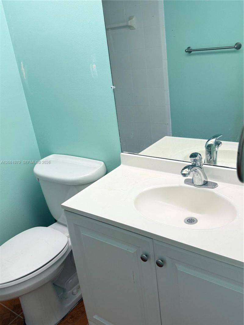 3001 NW 48th Ave , Unit 444, Lauderdale Lakes, FL 33313 Photo