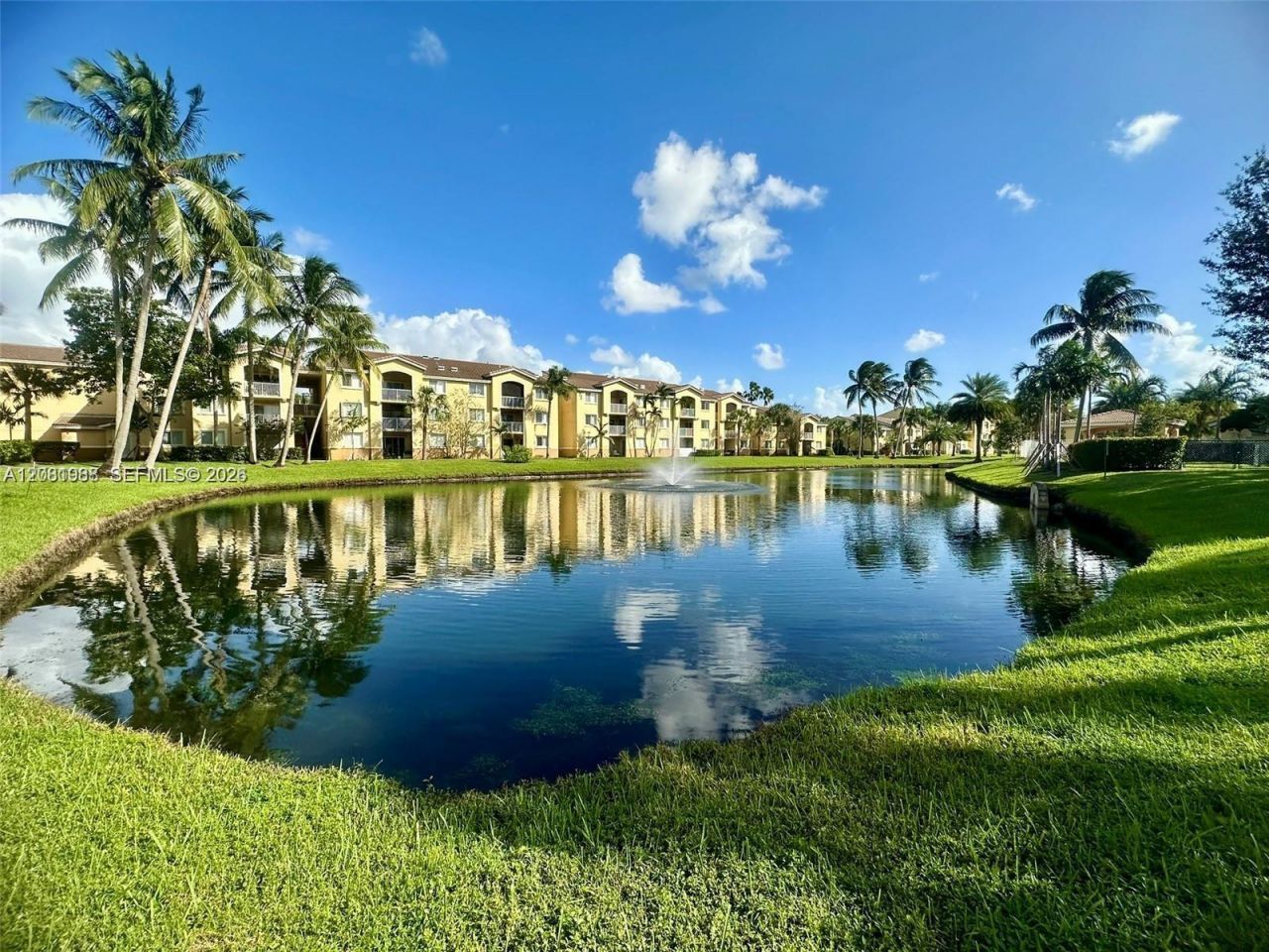 2620 S University Dr, Unit 105, Davie, FL 33328 Photo