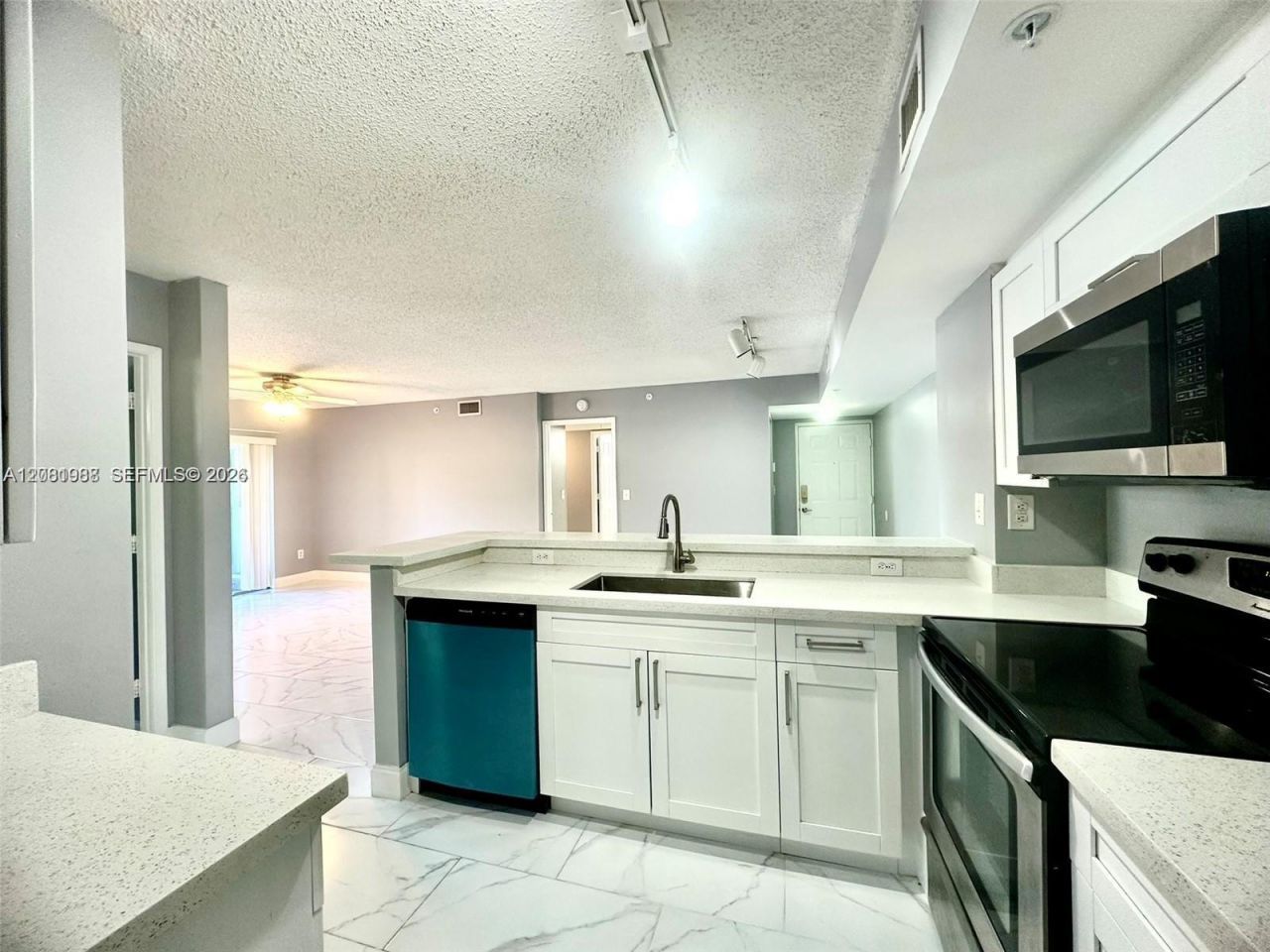 2620 S University Dr, Unit 105, Davie, FL 33328 Photo