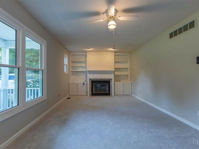 1990 Miles Road, Springfield Township, OH 45231 Photo 6