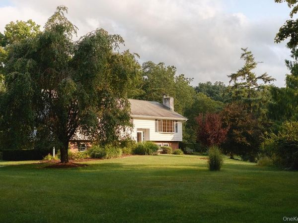 376 Nine Partners Road , Clinton Corners, NY 12514