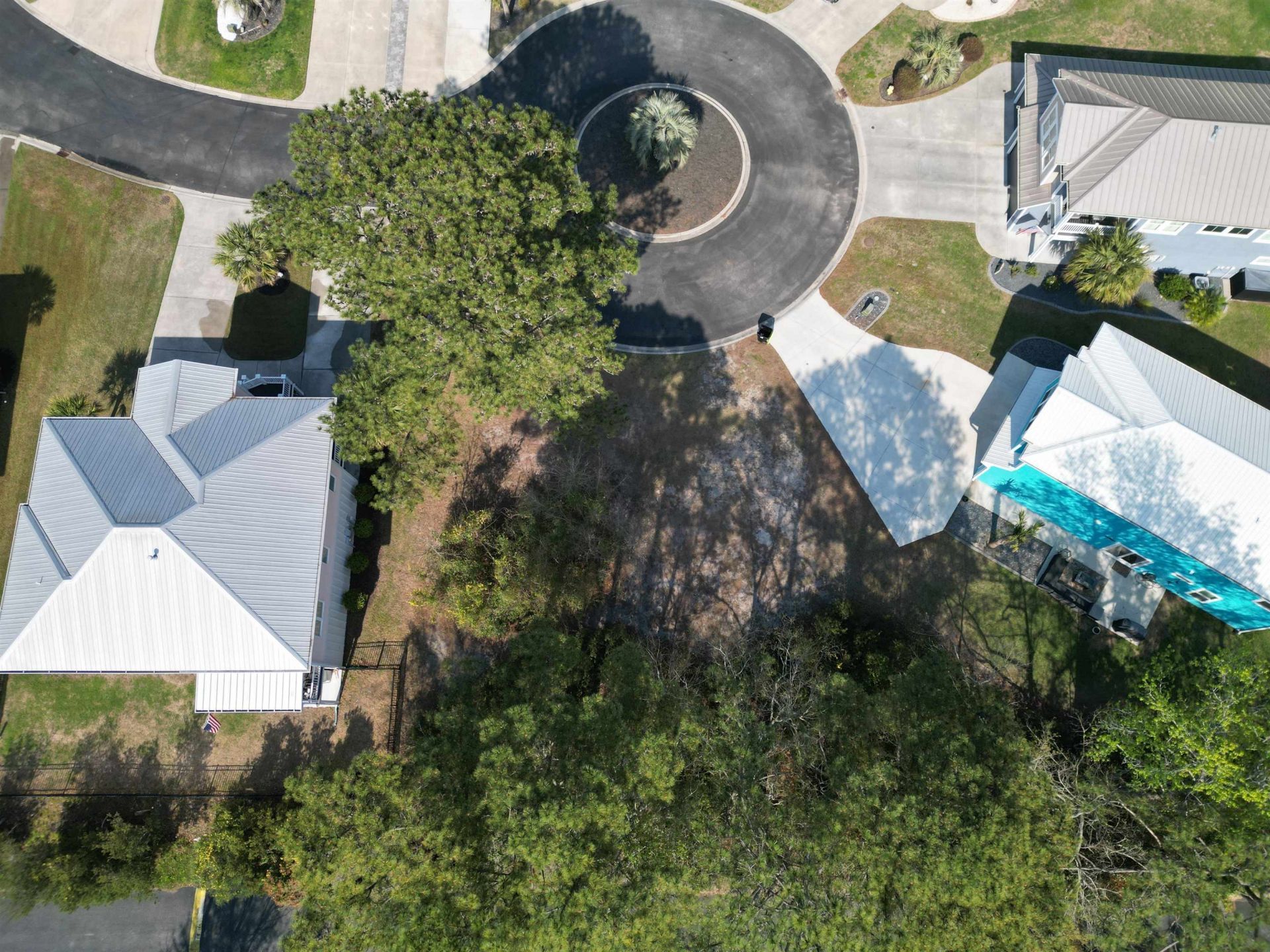 176 Lake Pointe Dr.  Photo 12