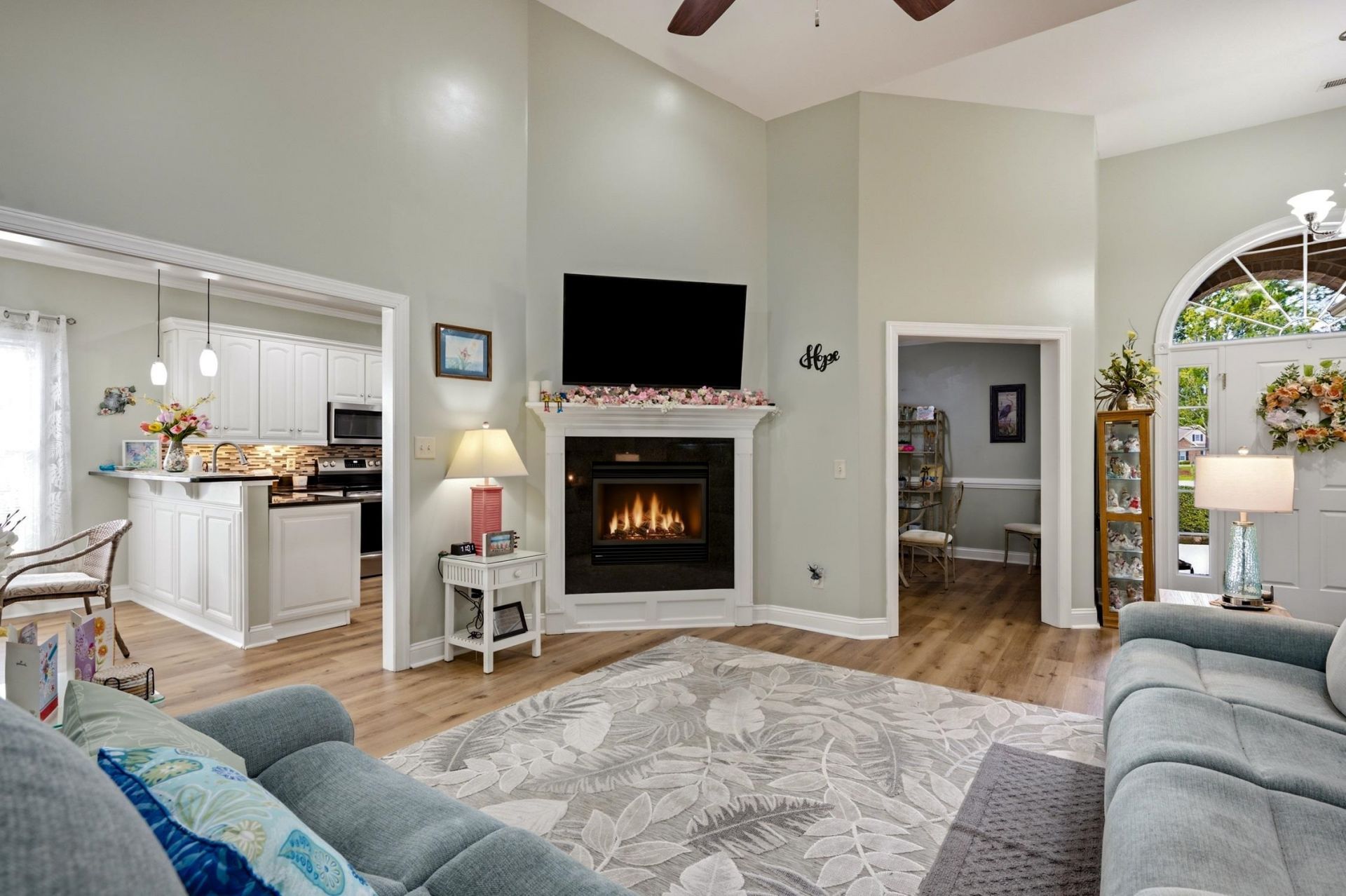 4390 Saint Annes Ct.  Photo 5