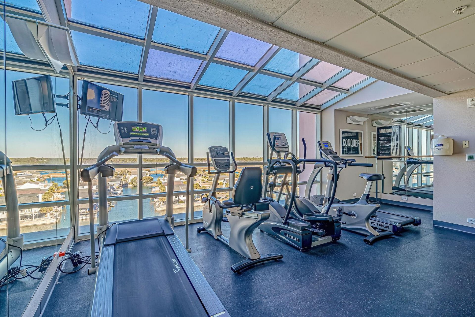 3601 N Ocean Blvd. Photo 44