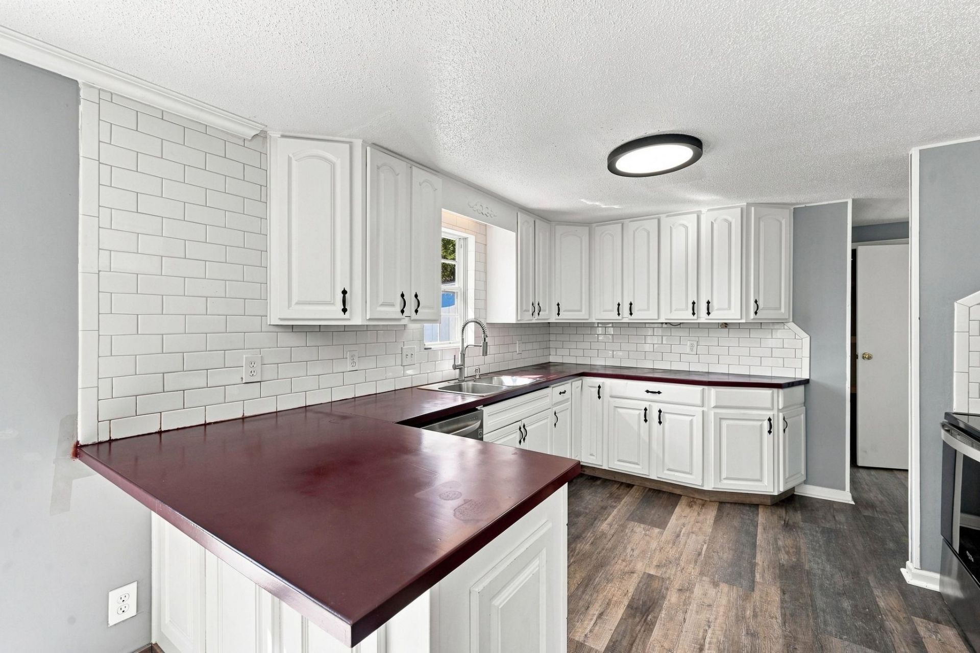 1109 Timber Ridge Trail Photo 8