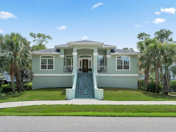 4907 Woodview Ln., Myrtle Beach, SC 29575
