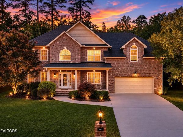 8411 Harbor Cove Drive, Knoxville, TN 37938