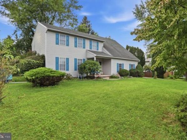 2880 STILLMEADOW LANE, YORK, PA 17404
