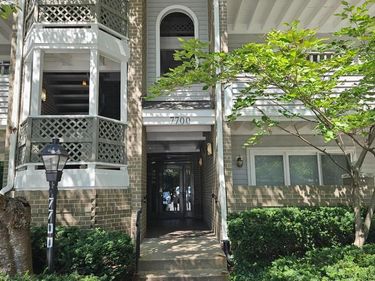 7700 LAFAYETTE FOREST DRIVE, Unit 22, ANNANDALE, VA 22003