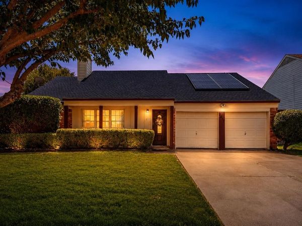 2617 Winslow Drive , Grand Prairie, TX 75052
