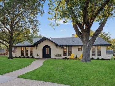 2133 Oak Valley Lane, Dallas, TX 75232