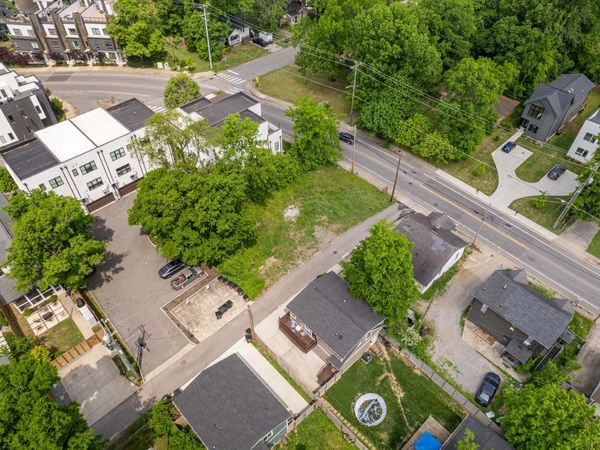 500 Douglas Ave , Nashville, TN 37207