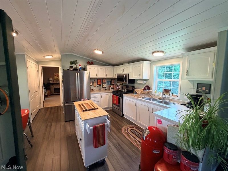 9248 Indian Lake Road, Byesville, OH 43723 Photo 34
