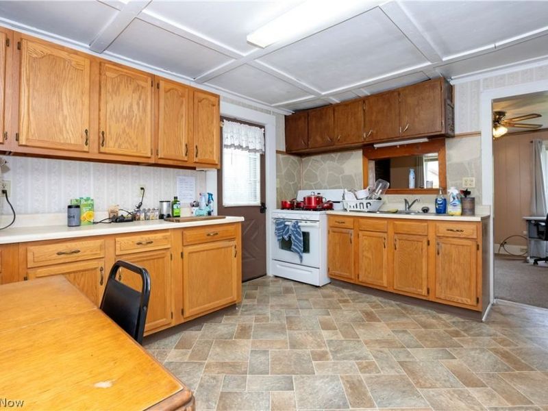 365 E Adams Street, Millersburg, OH 44654 Photo 11