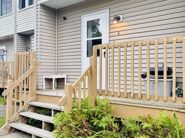 4 Huntington Place, Waterbury, VT 05676