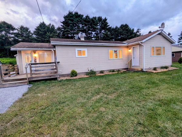 146 High Street, Bradford, VT 05033