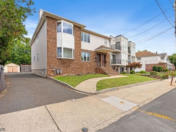 609 Freeman St, Unit 2, Lyndhurst, NJ 07071