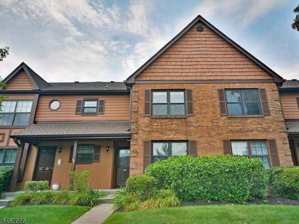 29 Barclay Ct, Lawrence, NJ 08648