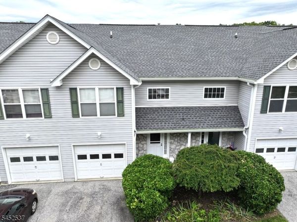 3 Druid Ln, Hardyston, NJ 07419