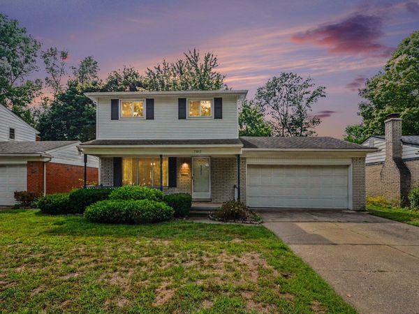 7917 Kaiser Street, Canton, MI 48187