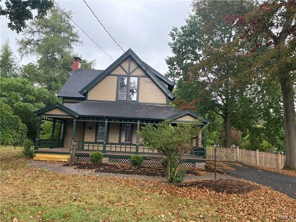 864 Salt Springs Road , Syracuse, NY 13224