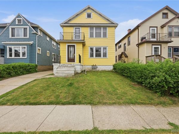 84 Woodward Avenue , Tonawanda, NY 14217