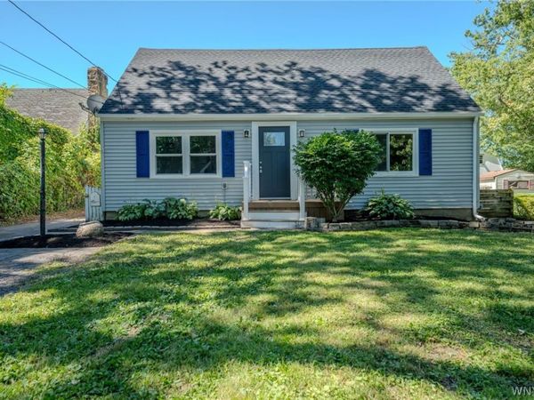 6910 Wellington Drive , Derby, NY 14047