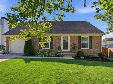 3977 Forest Green Drive, Lexington, KY 40517