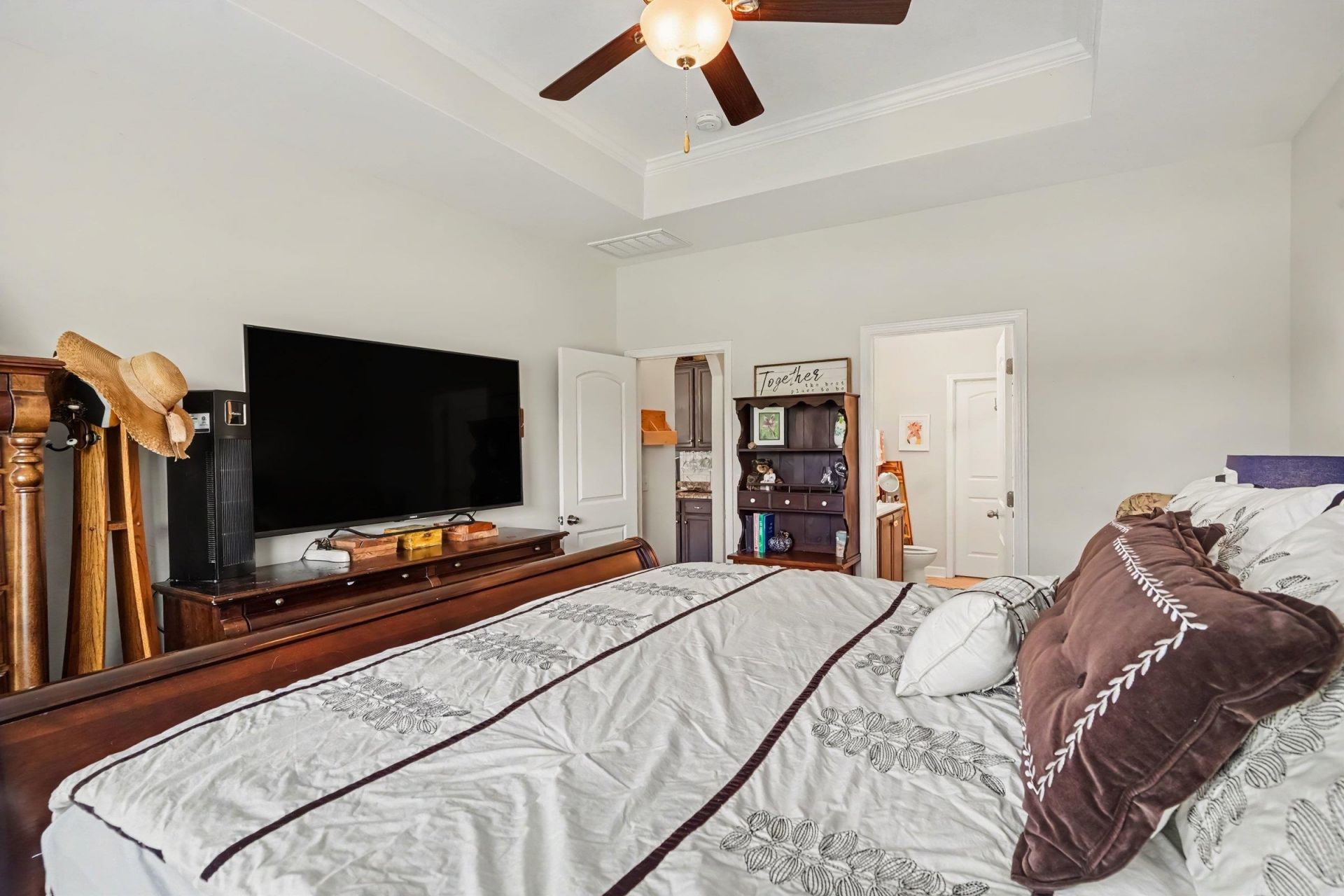 426 Carrick Loop  Photo 13