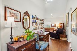 426 Carrick Loop  photo 4