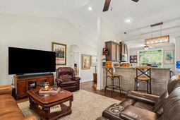 426 Carrick Loop  photo 4