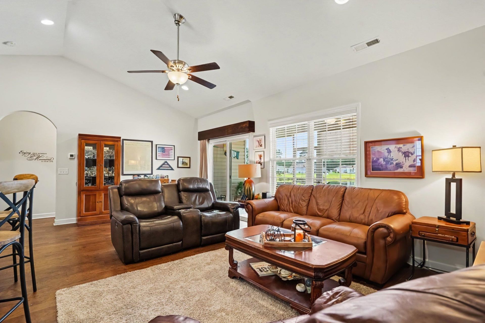 426 Carrick Loop  Photo 6