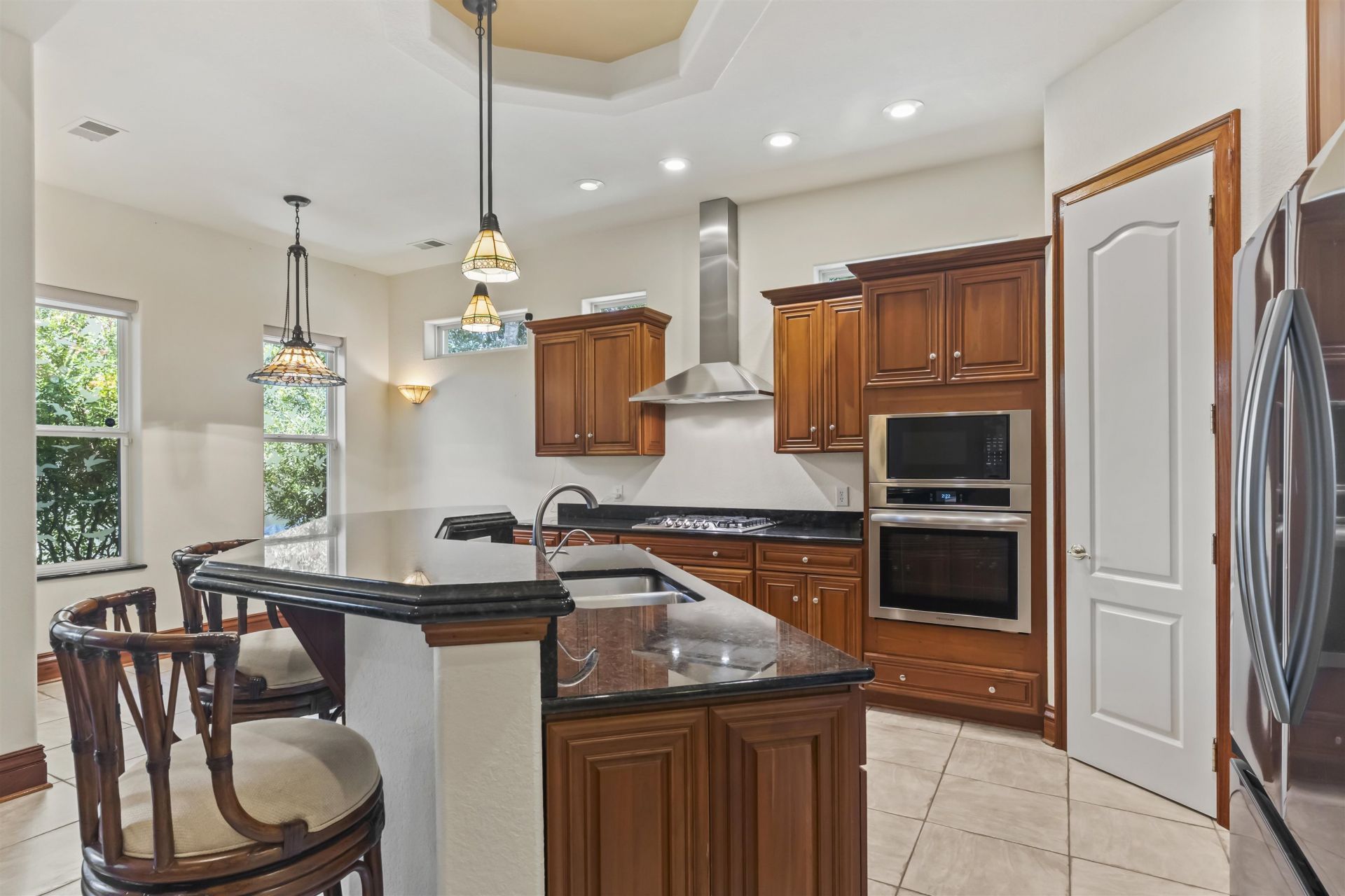 676 Esperia Ln. Photo 24